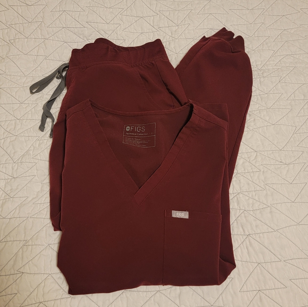 Figs XL ONLY the Joggers